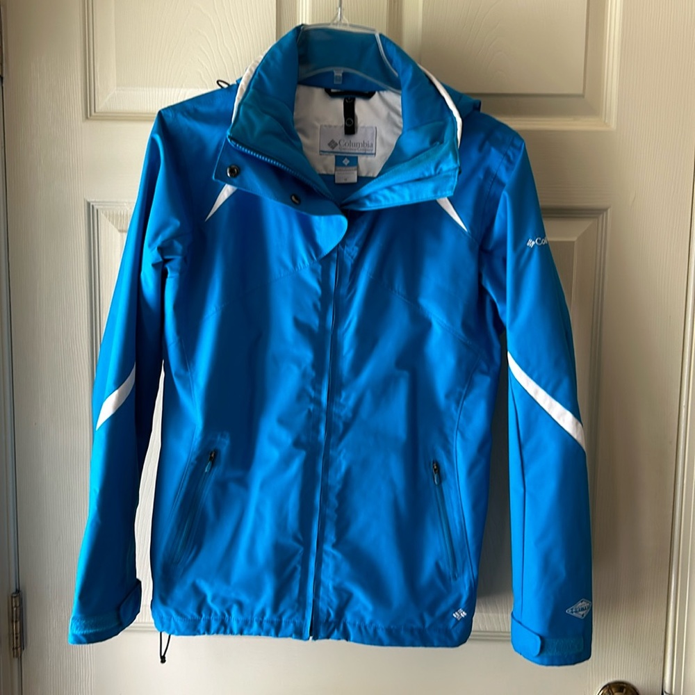 Columbia blue waterproof raincoat, size medium
